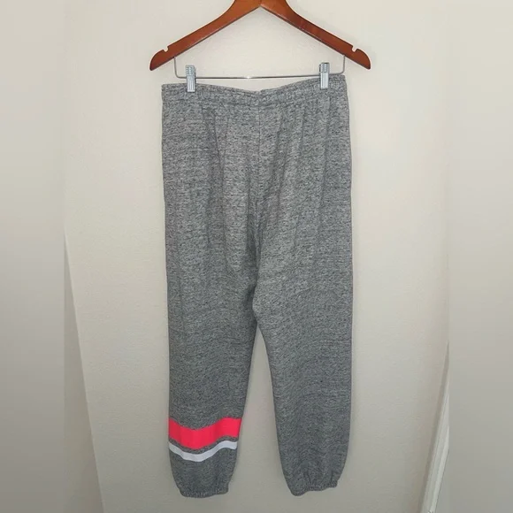 Victoria’s Secret PINK Gray Matching Set Hoodie + Baggy Pants - Picture 4 of 8